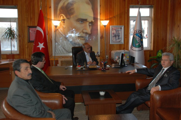 Eğitime destek projesi Hanak’ta anlatıldı